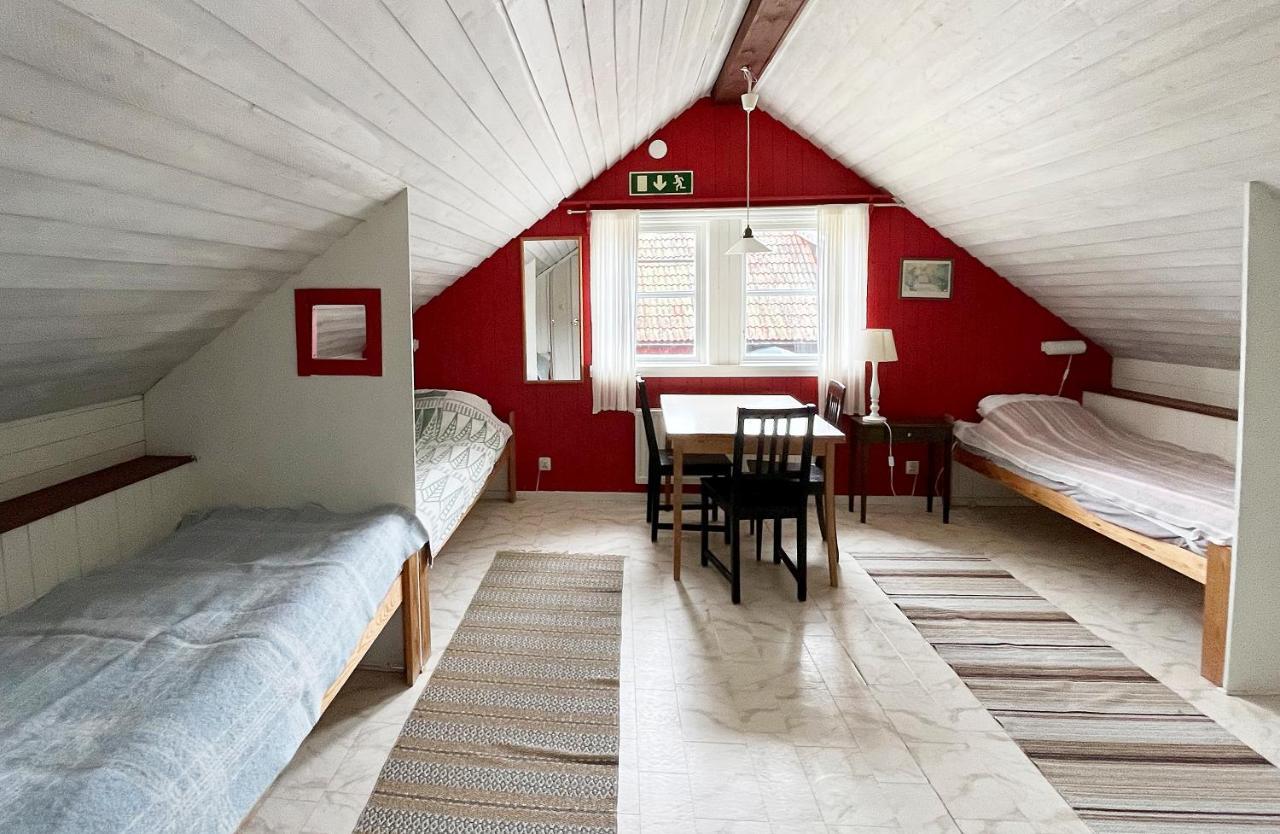 Stf Tivedstorp Hostel Exterior photo
